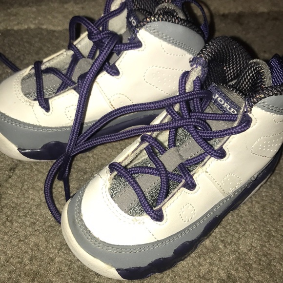 Jordan 9 - Picture 2 of 3